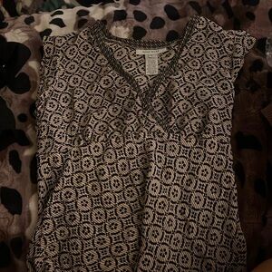 Nine West blouse size 4
